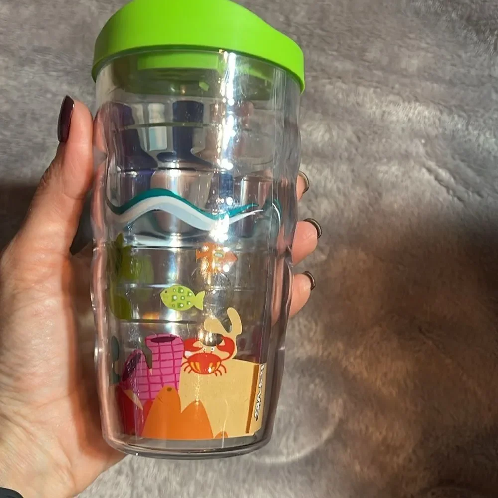 Kids octopus 10 ounce tervis cup and lid